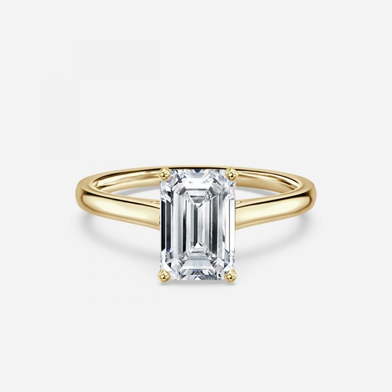Arya Emerald Solitaire Band